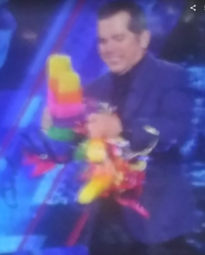 John Leguizamo expresses his frustration over the rising #latino support for #trump by disemboweling an innocent pinata on the Daily Show