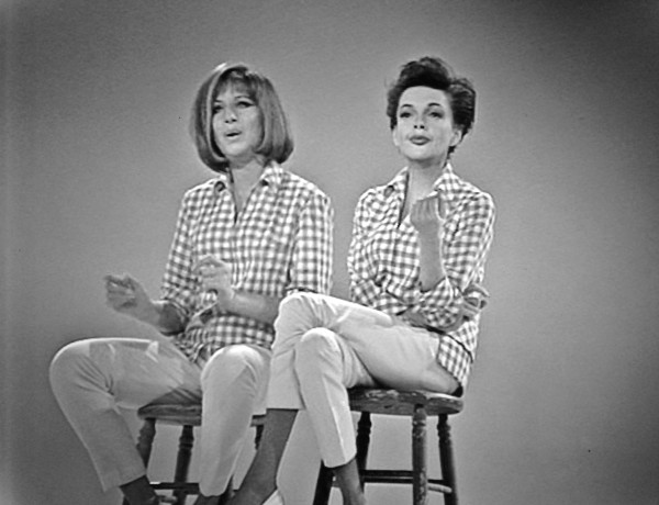 b&w photo Judy and Barbra on The Judy Garland Show